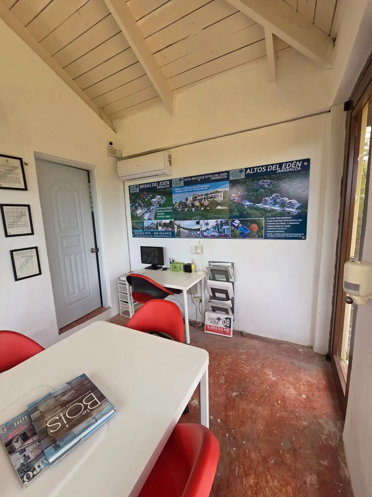 [image of bosque del eden]