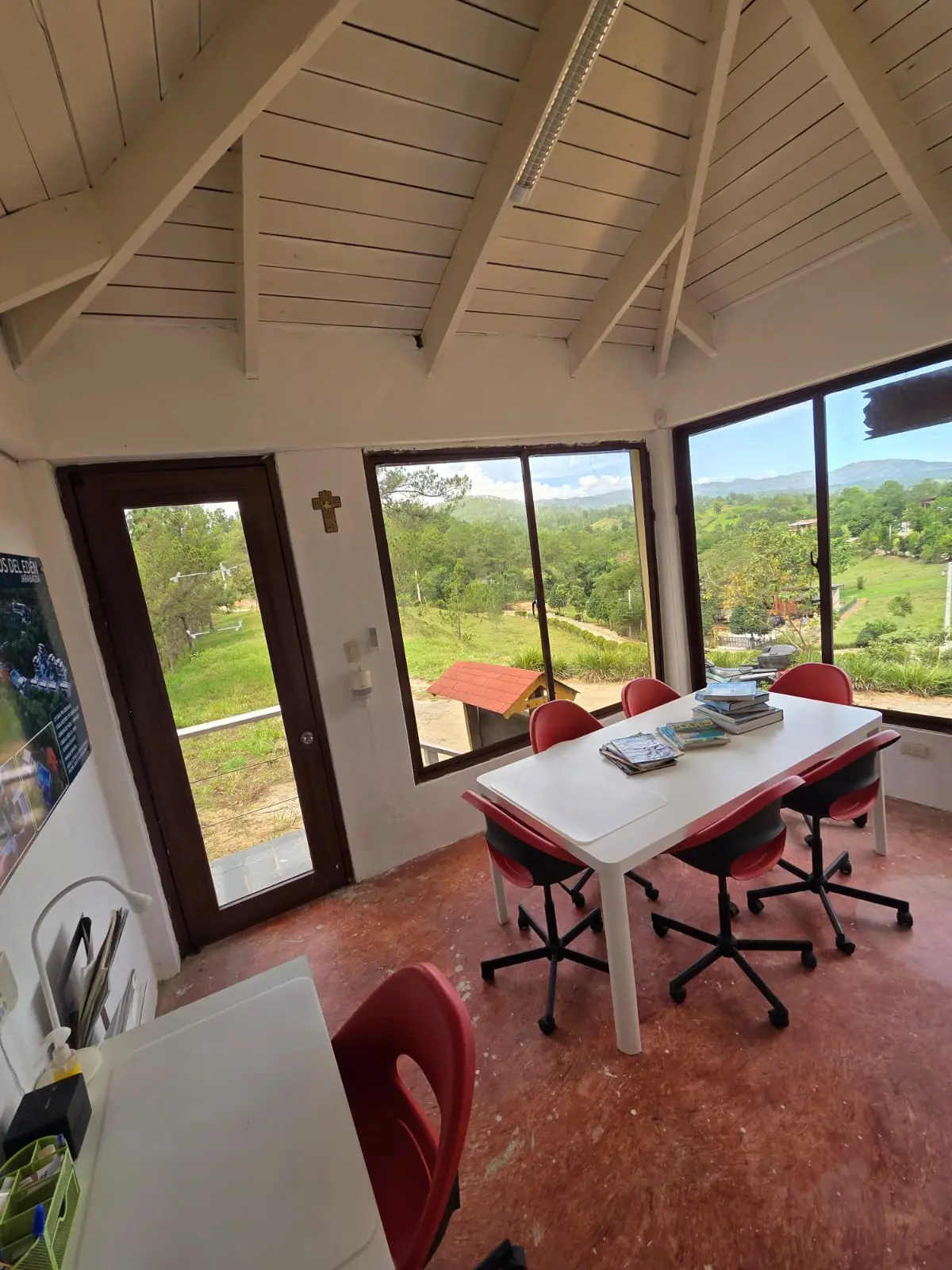 [image of bosque del eden]